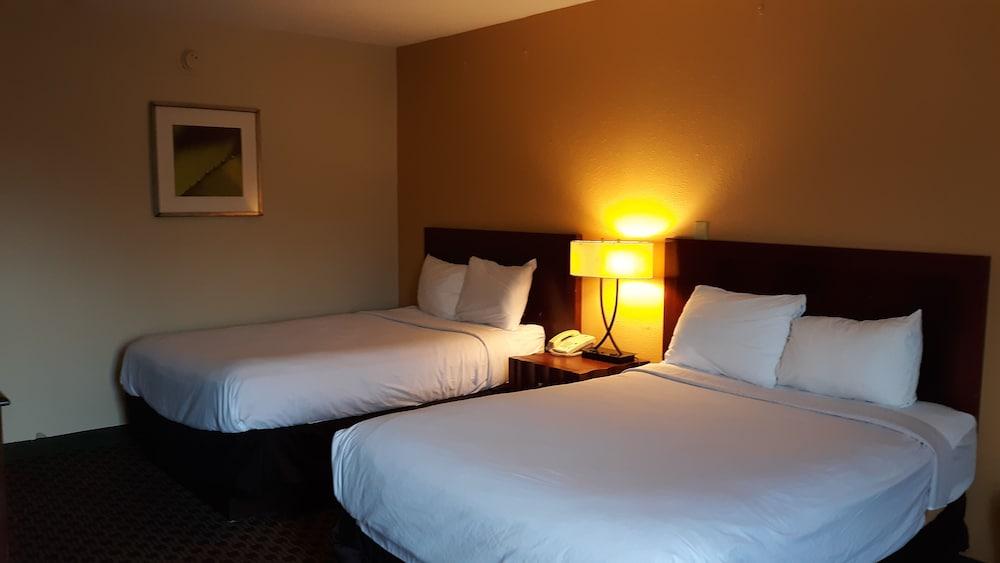 Baymont By Wyndham Williamsburg Hotell Eksteriør bilde