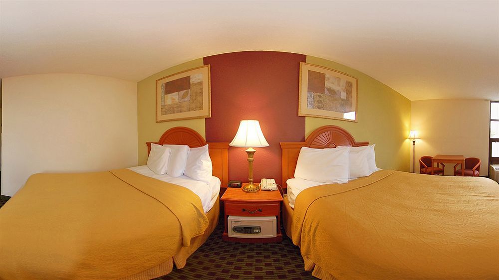 Baymont By Wyndham Williamsburg Hotell Eksteriør bilde
